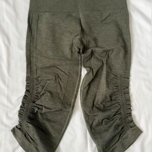 Lululemon Capris